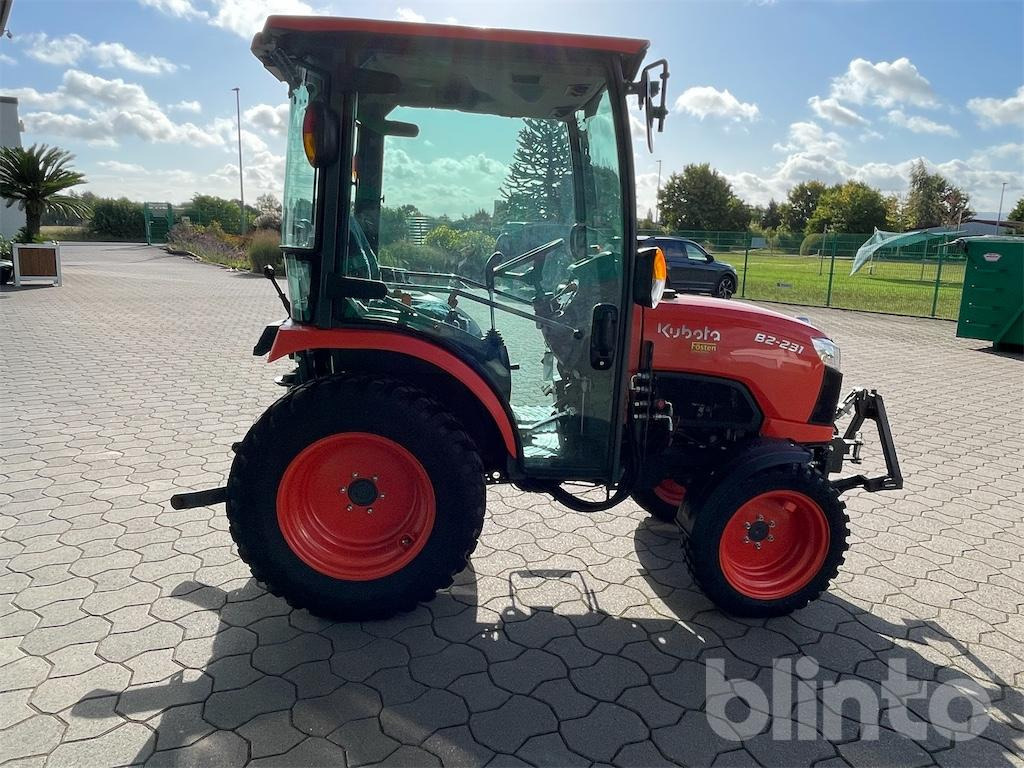 Kubota B2231 HC (Allrad) - Traktor: slika 2 Kubota B2231 HC (Allrad) - Traktor: slika 2