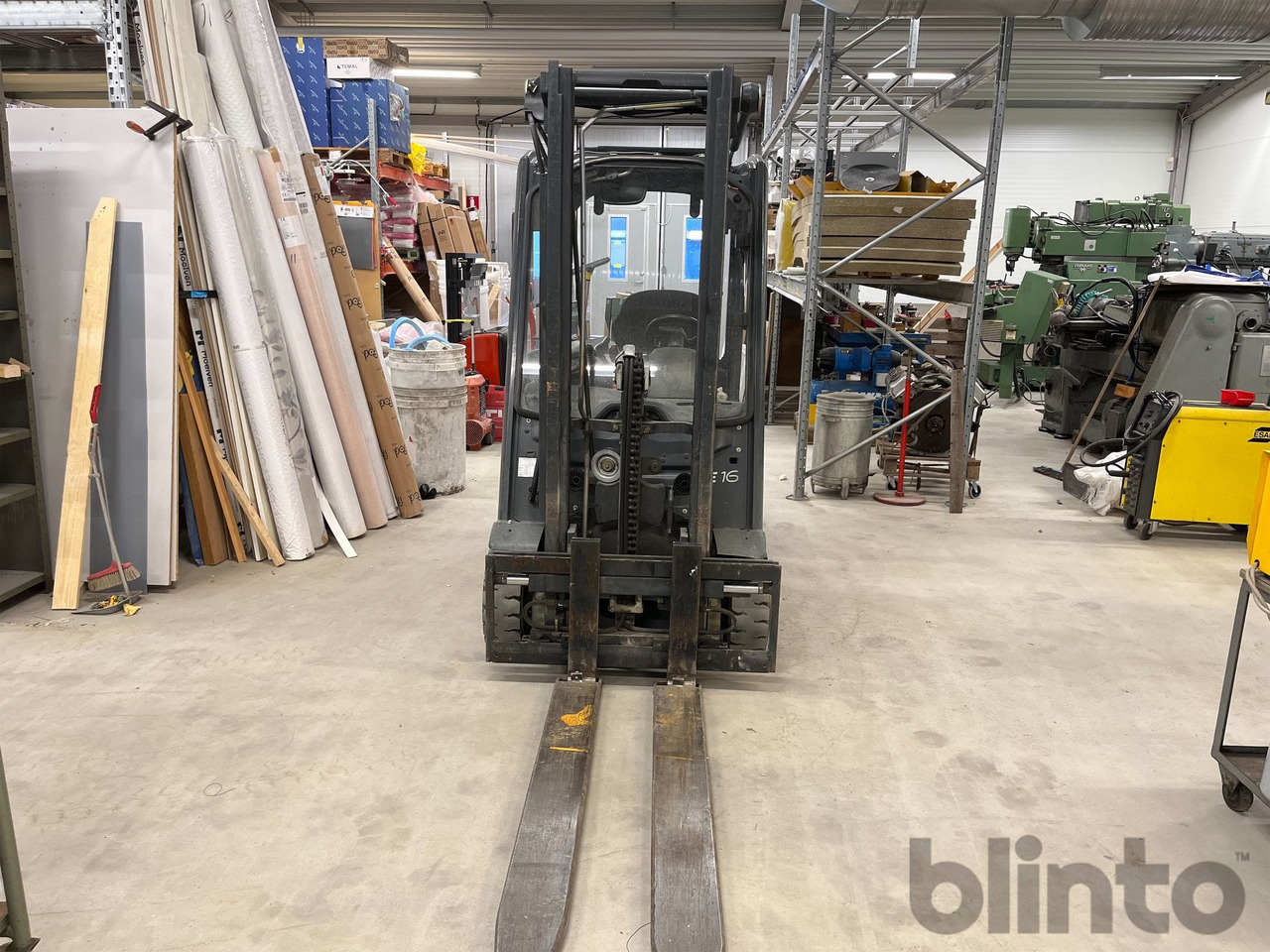 Linde E16 - Viljuškar: slika 2 Linde E16 - Viljuškar: slika 2