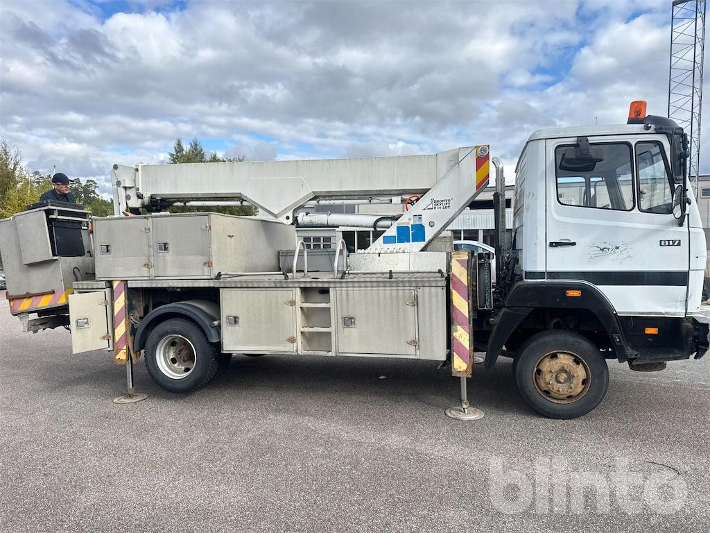MERCEDES BENZ 817 - Vazdušna platforma montirana na kamion: slika 4 MERCEDES BENZ 817 - Vazdušna platforma montirana na kamion: slika 4