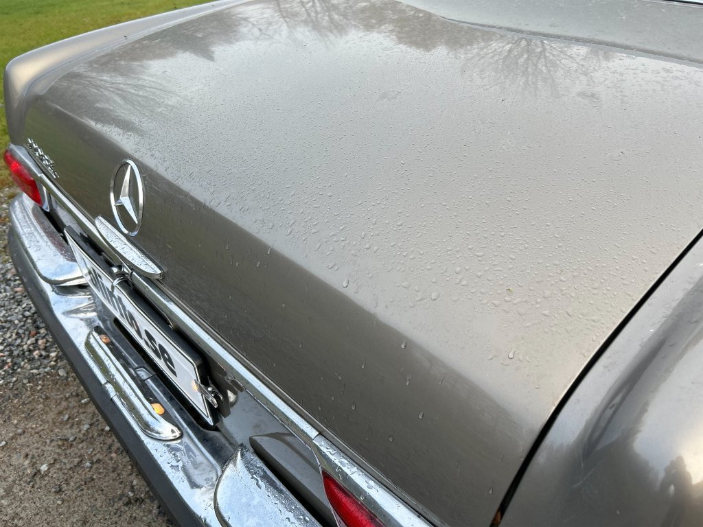 Automobil Mercedes Benz 220 SE B C: slika 32