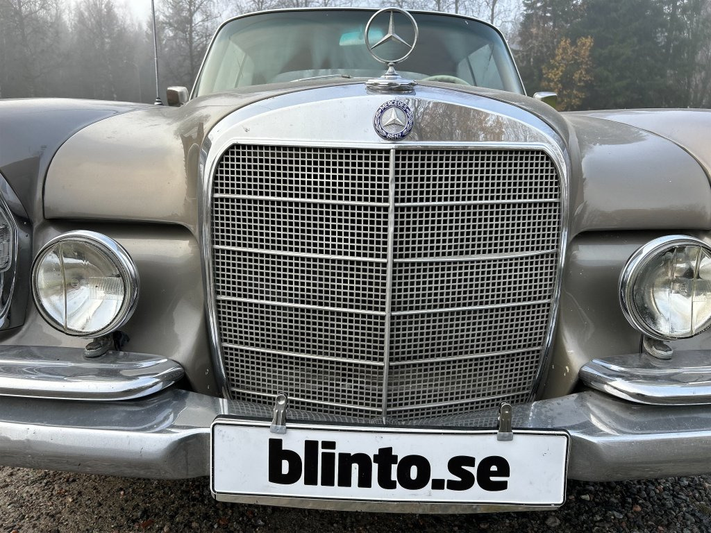 Automobil Mercedes Benz 220 SE B C: slika 18