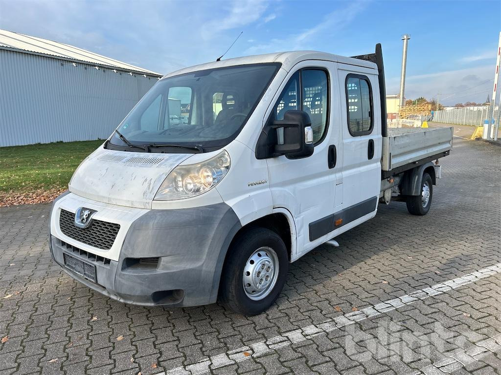 Peugeot Boxer (EZ: 2009) - Dostavno vozilo s ravnom platformom, Dostavno vozilo sa duplom kabinom: slika 1 Peugeot Boxer (EZ: 2009) - Dostavno vozilo s ravnom platformom, Dostavno vozilo sa duplom kabinom: slika 1