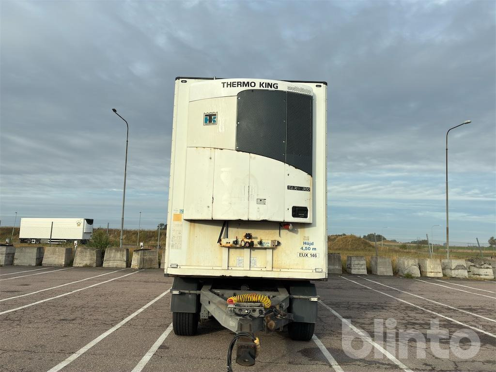 SCHMITZ CARGOBULL - Prikolica hladnjače: slika 2 SCHMITZ CARGOBULL - Prikolica hladnjače: slika 2