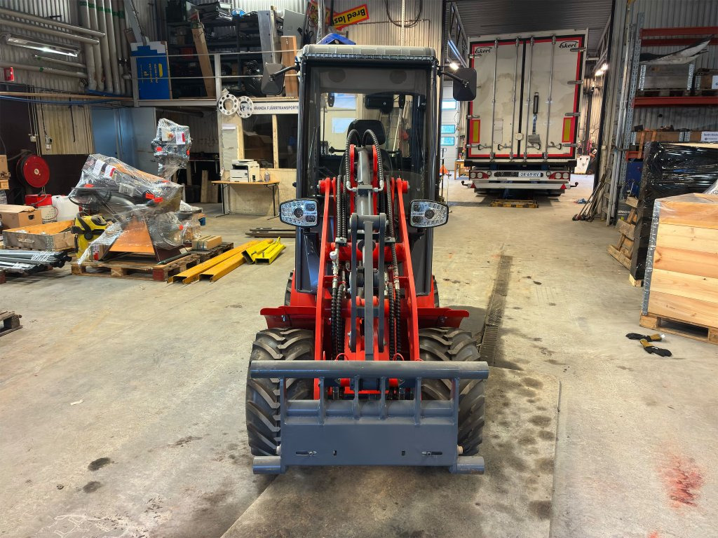 Trejon Flexitrac 1126 - Mini utovarivač: slika 2 Trejon Flexitrac 1126 - Mini utovarivač: slika 2