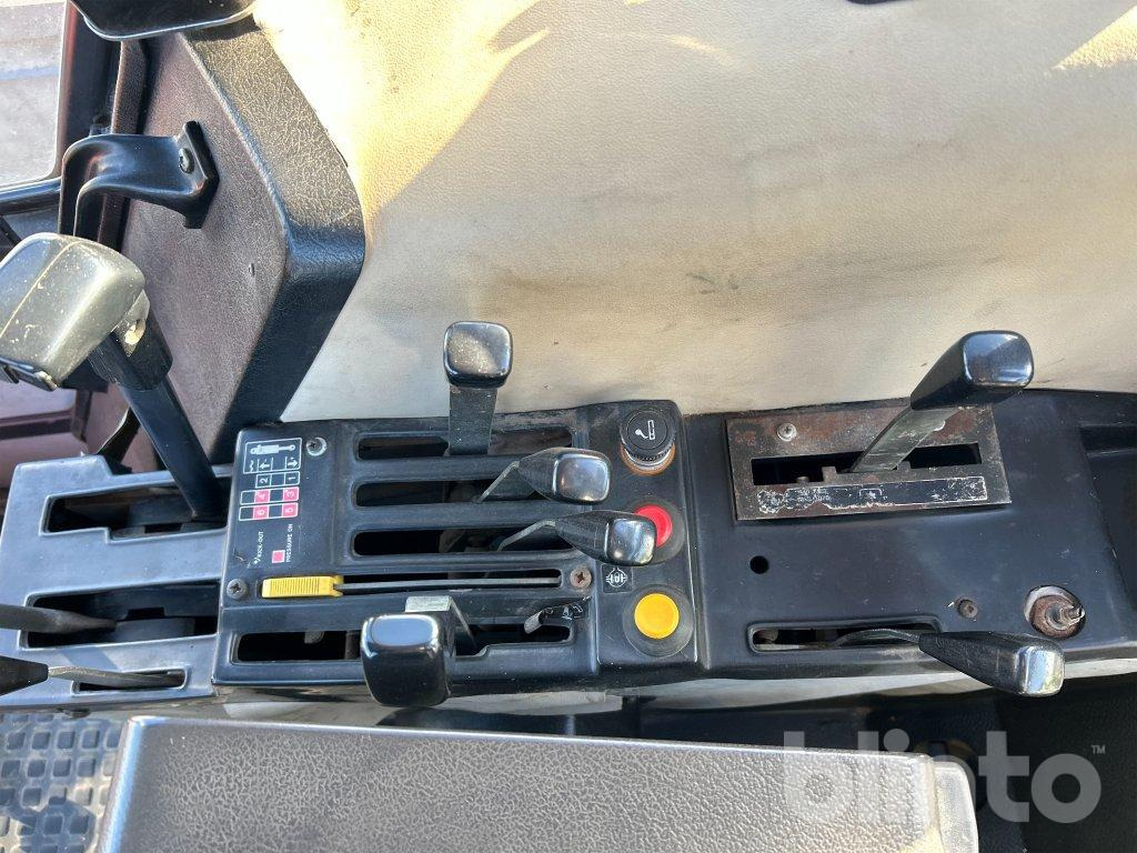 Traktor VALMET 705: slika 25 Traktor VALMET 705: slika 25