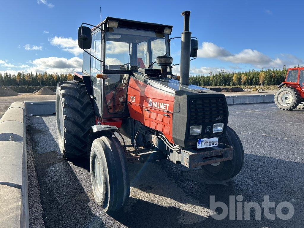 VALMET 705 - Traktor: slika 2 VALMET 705 - Traktor: slika 2