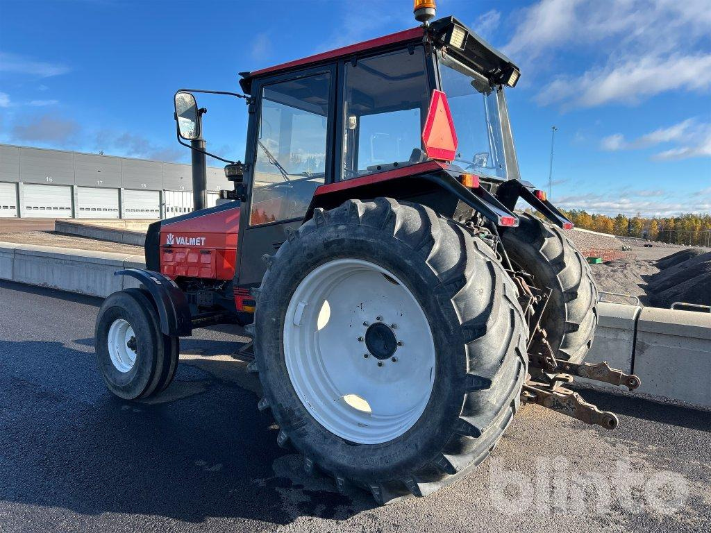 VALMET 705 - Traktor: slika 3 VALMET 705 - Traktor: slika 3