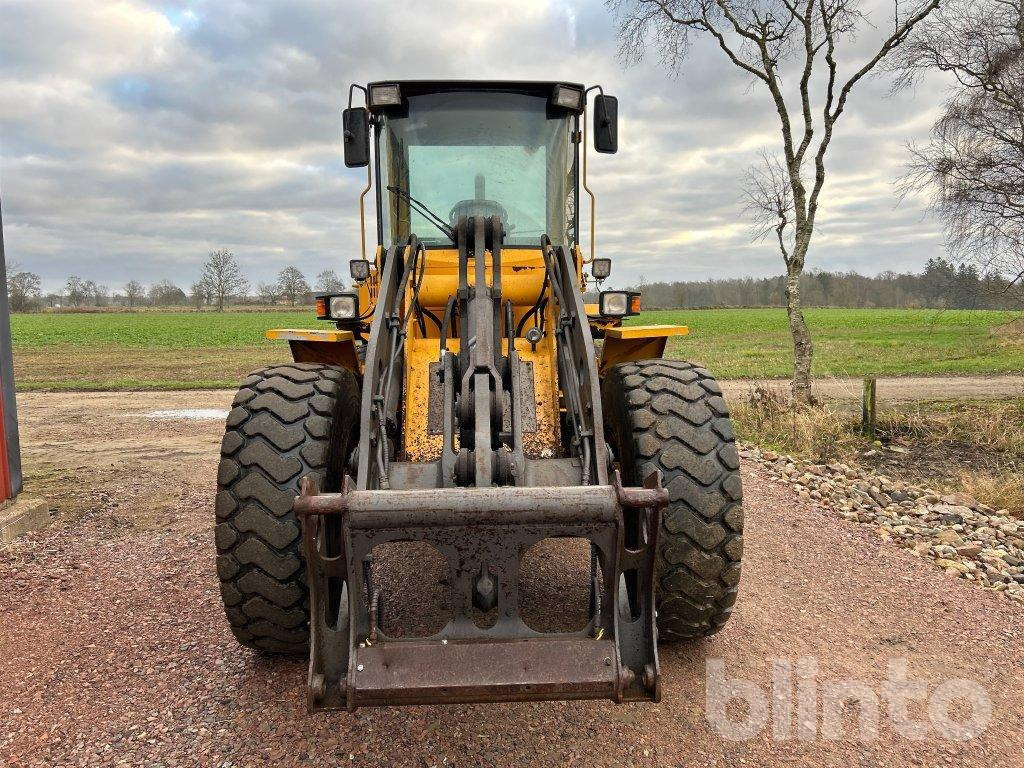 Volvo L70C - Utovarivač točkaš: slika 2 Volvo L70C - Utovarivač točkaš: slika 2