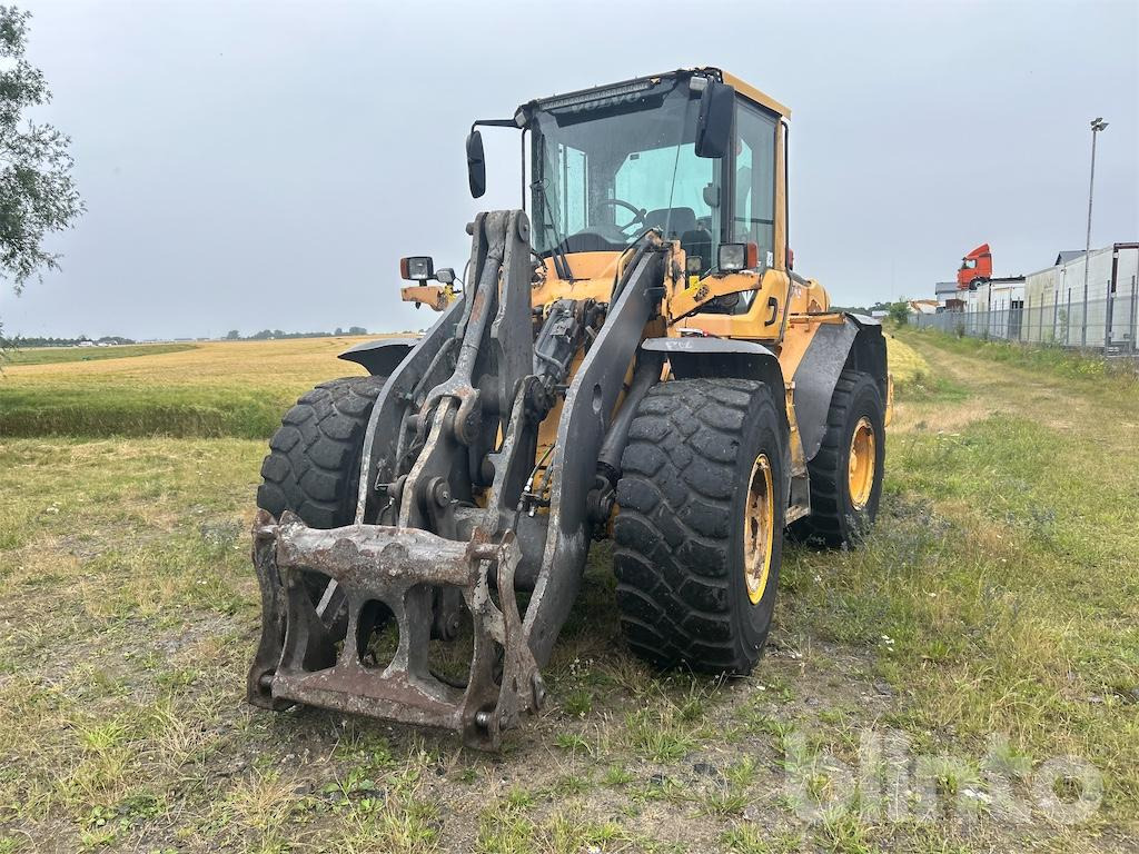 Volvo L90F - Utovarivač točkaš: slika 2 Volvo L90F - Utovarivač točkaš: slika 2