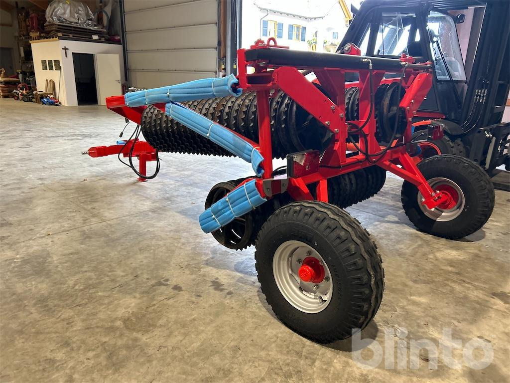 Ziegler 6,2 m (2024) - Valjak za poljoprivredu: slika 4 Ziegler 6,2 m (2024) - Valjak za poljoprivredu: slika 4