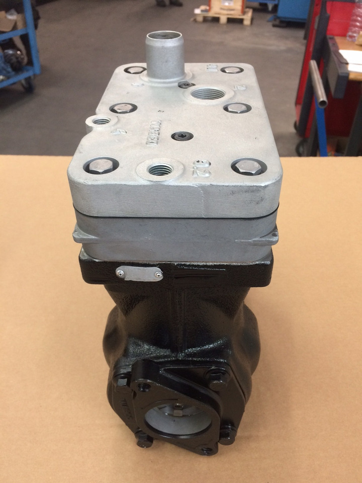 COMPRESSORE ARIA BICILINDRICO MOTORE MERCEDES OM906 - Kompresor za vazduh: slika 2 COMPRESSORE ARIA BICILINDRICO MOTORE MERCEDES OM906 - Kompresor za vazduh: slika 2