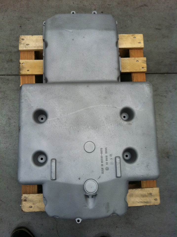 MAN 51058015585 - COPPA OLIO MOTORE MAN D2865LOH - VERSIONE BUS - Korito za ulje za Kamion: slika 5 MAN 51058015585 - COPPA OLIO MOTORE MAN D2865LOH - VERSIONE BUS - Korito za ulje za Kamion: slika 5