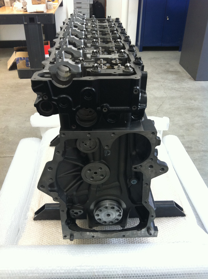 MOTORE MAN D2066LF06 - 400CV - EURO 2 - Motor: slika 5 MOTORE MAN D2066LF06 - 400CV - EURO 2 - Motor: slika 5