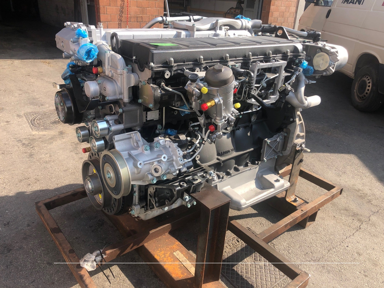 MOTORE MAN D2676LOH36 / MAN D2676 LOH36 - Motor: slika 1 MOTORE MAN D2676LOH36 / MAN D2676 LOH36 - Motor: slika 1