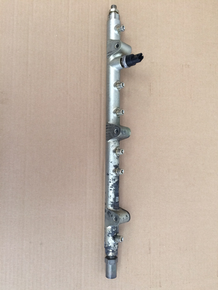 TUBO PRESSIONE COMMON RAIL MAN 51103116037 - Sistem goriva: slika 1 TUBO PRESSIONE COMMON RAIL MAN 51103116037 - Sistem goriva: slika 1