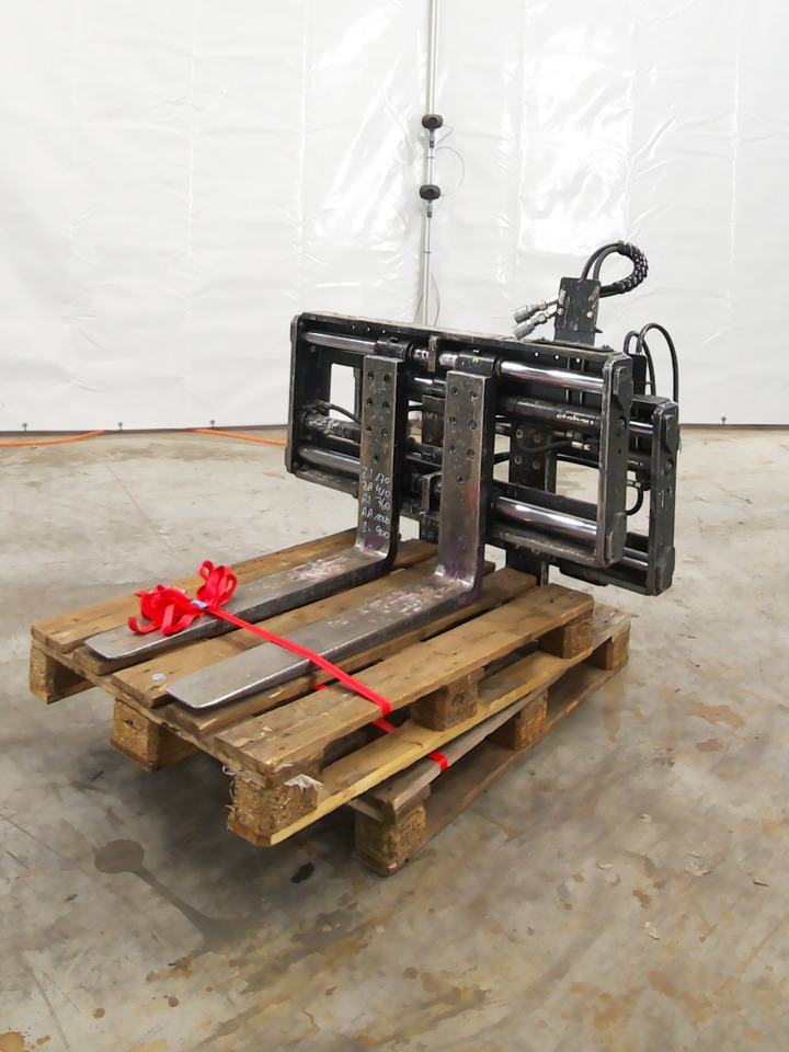 Weitere 2XANBAUGERÄTE - Viljuška: slika 1 Weitere 2XANBAUGERÄTE - Viljuška: slika 1