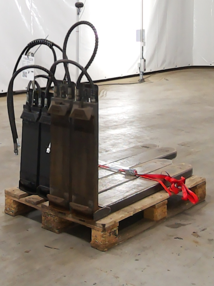 Weitere 2XANBAUGERÄTE - Viljuška: slika 2 Weitere 2XANBAUGERÄTE - Viljuška: slika 2