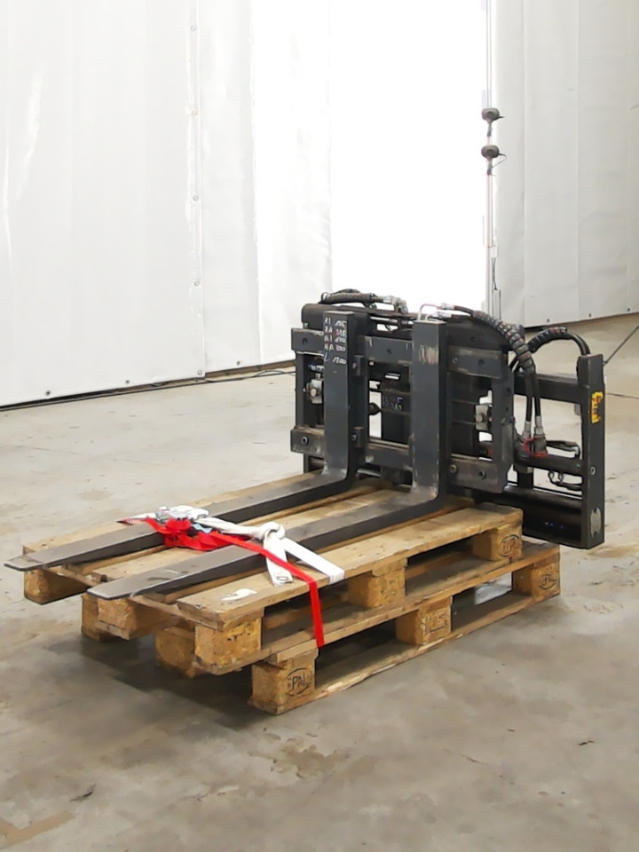 Weitere 2XANBAUGERÄTE - Viljuška: slika 1 Weitere 2XANBAUGERÄTE - Viljuška: slika 1