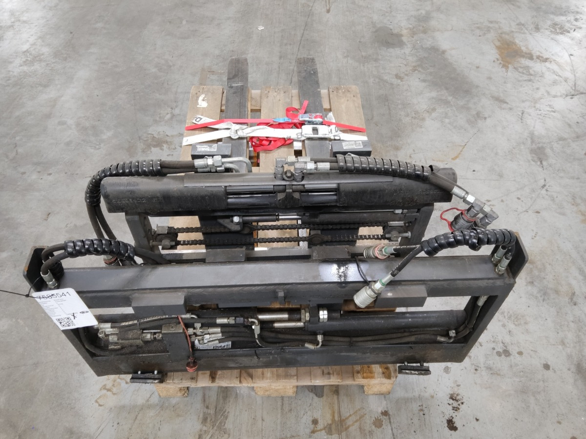 Weitere 2XANBAUGERÄTE - Viljuška: slika 3 Weitere 2XANBAUGERÄTE - Viljuška: slika 3