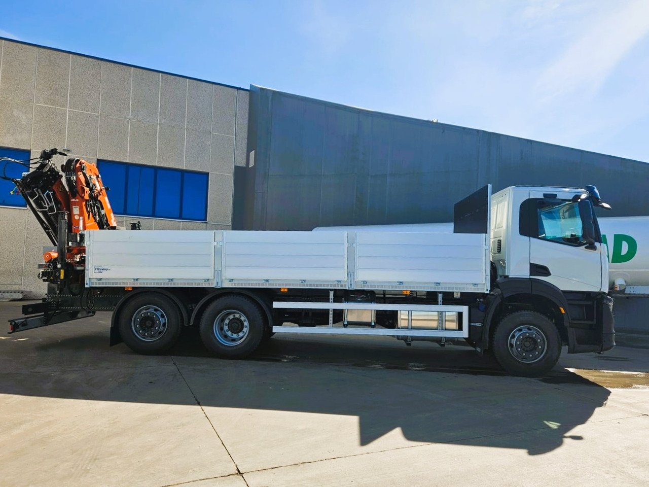Iveco X-Way AD300X46Z HR ON+ - Kamion sa tovarnim sandukom, Kamion sa dizalicom: slika 4 Iveco X-Way AD300X46Z HR ON+ - Kamion sa tovarnim sandukom, Kamion sa dizalicom: slika 4