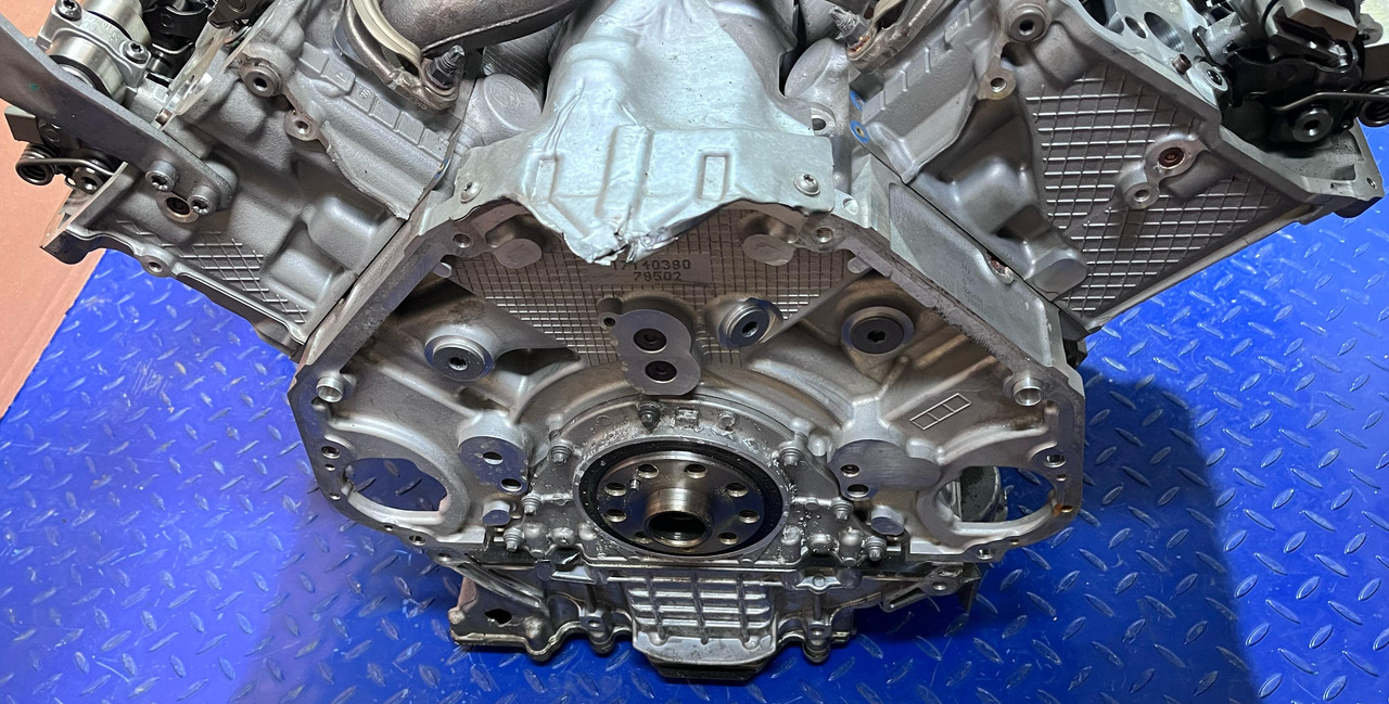 BMW Motor N63B44D Euro 6 - Motor i delovi za Druga mašina: slika 2 BMW Motor N63B44D Euro 6 - Motor i delovi za Druga mašina: slika 2