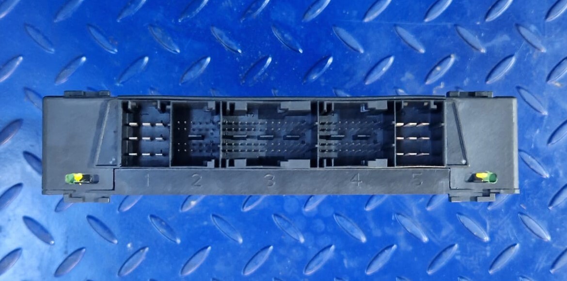 Mercedes CPC3 Actros MP4 A0044465602 - Rezervni deo za Kamion: slika 2 Mercedes CPC3 Actros MP4 A0044465602 - Rezervni deo za Kamion: slika 2