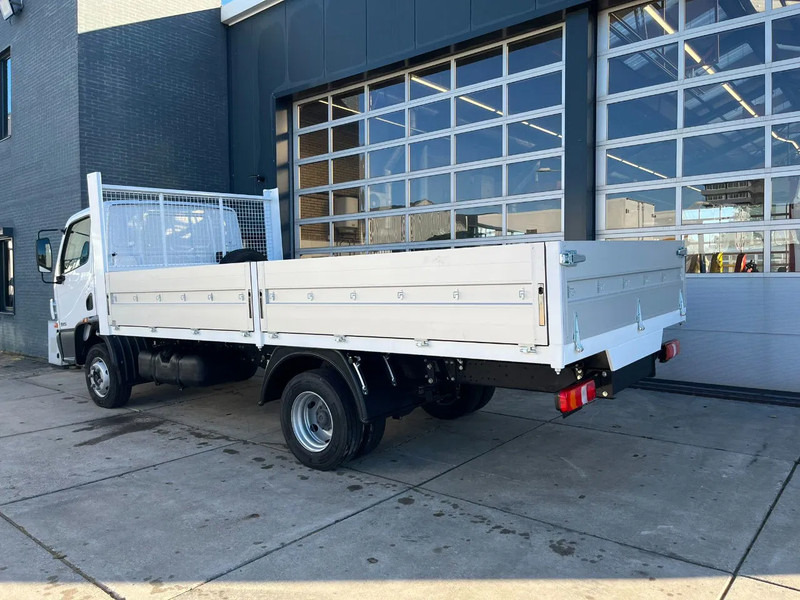 Mercedes-Benz Accelo 915 4x2 Flatbed with dropsides - Kamion sa tovarnim sandukom: slika 3 Mercedes-Benz Accelo 915 4x2 Flatbed with dropsides - Kamion sa tovarnim sandukom: slika 3
