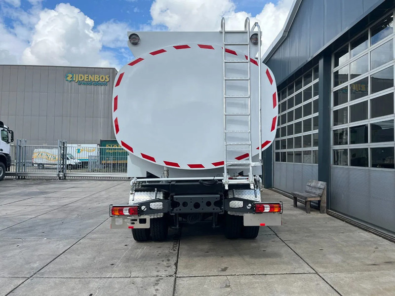 Mercedes-Benz Arocs 3340 6x6 Water Tank Truck - Kamion cisterna: slika 4 Mercedes-Benz Arocs 3340 6x6 Water Tank Truck - Kamion cisterna: slika 4