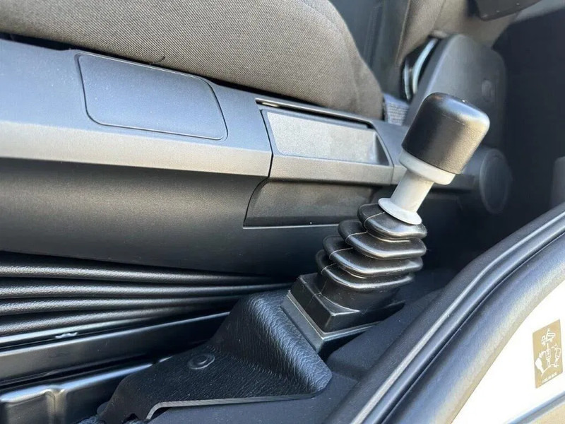 Lizing Mercedes-Benz Arocs 4140 K 8x4 Meiller Tipper Mercedes-Benz Arocs 4140 K 8x4 Meiller Tipper: slika 13 Lizing Mercedes-Benz Arocs 4140 K 8x4 Meiller Tipper Mercedes-Benz Arocs 4140 K 8x4 Meiller Tipper: slika 13