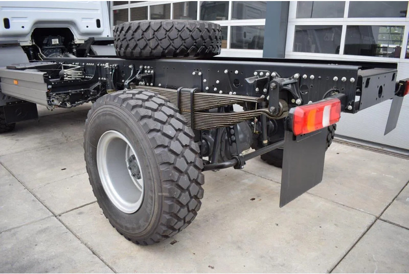 Mercedes-Benz Atego 1725 4x4 Chassis Cabin (2 units) - Kamion sa golom šasijom i zatvorenom kabinom: slika 4 Mercedes-Benz Atego 1725 4x4 Chassis Cabin (2 units) - Kamion sa golom šasijom i zatvorenom kabinom: slika 4