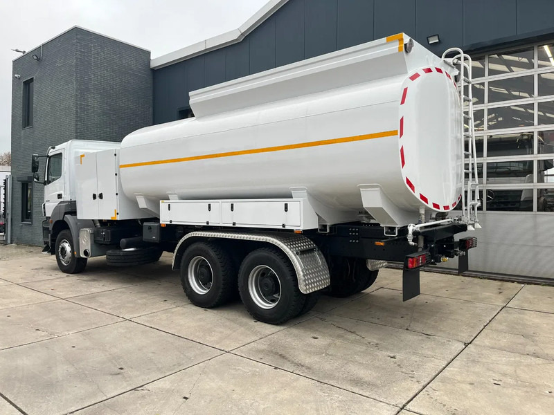 Mercedes-Benz Axor 3344 6x4 Water Tank Truck - Kamion cisterna: slika 3 Mercedes-Benz Axor 3344 6x4 Water Tank Truck - Kamion cisterna: slika 3
