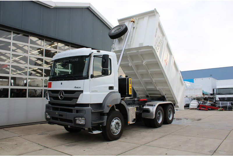 Novu Istovarivač Mercedes-Benz Axor 3344 K 6x4 Tipper Truck: slika 7