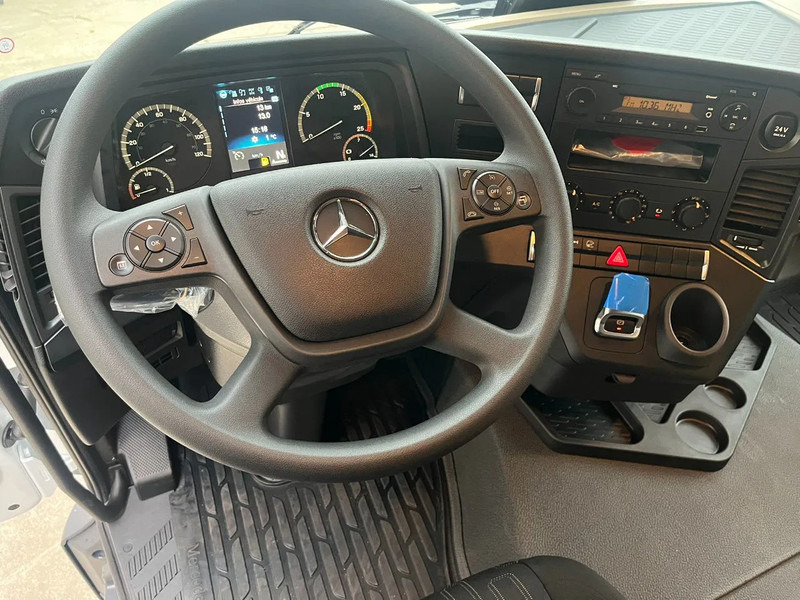 Novu Tegljač Mercedes-Benz Actros 2045 S 4x2 Tractor Head: slika 13