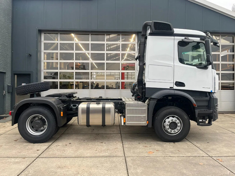 Novu Tegljač Mercedes-Benz Actros 2045 S 4x2 Tractor Head: slika 7