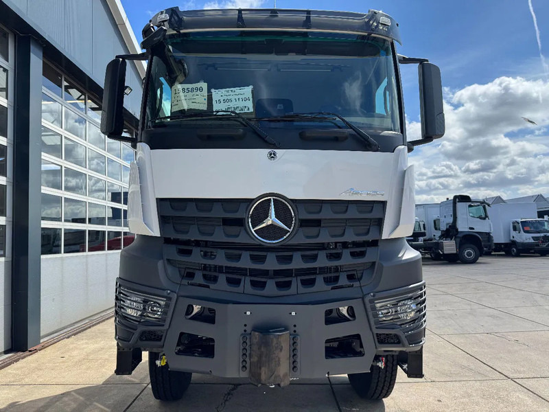 Novu Tegljač Mercedes-Benz Arocs 4058 AS 6x6 Tractor Head 180T Push Pull EURO-3: slika 7