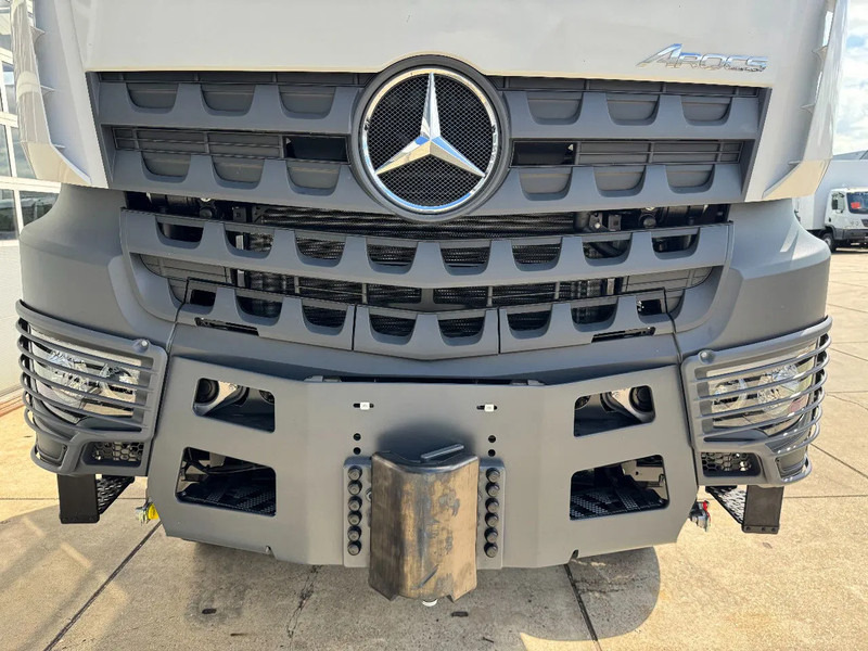 Novu Tegljač Mercedes-Benz Arocs 4058 AS 6x6 Tractor Head 180T Push Pull EURO-3: slika 8