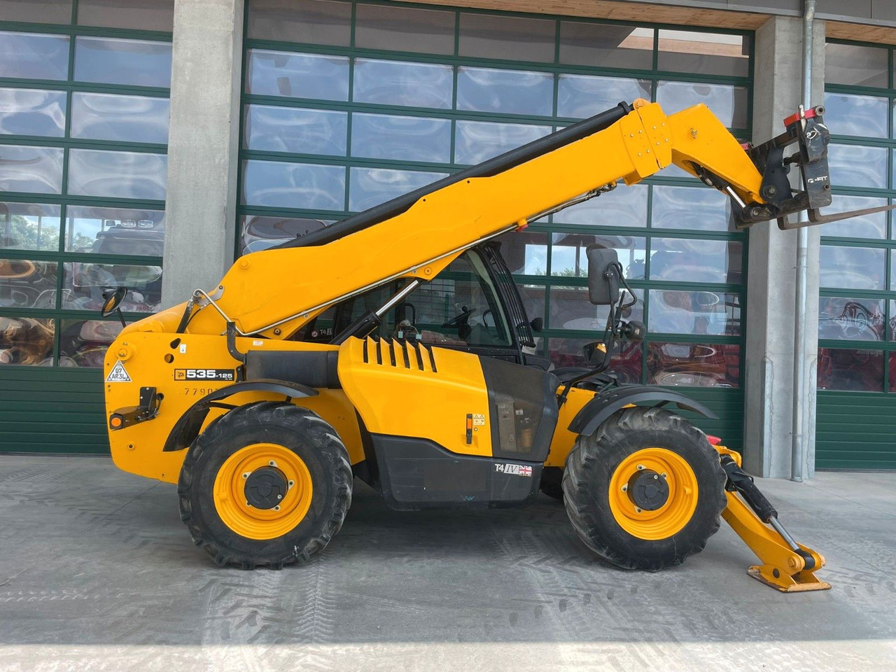 JCB 535-125 - Teleskopski upravljač: slika 1 JCB 535-125 - Teleskopski upravljač: slika 1