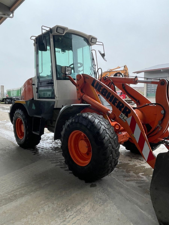 Liebherr L510 - Utovarivač točkaš: slika 3 Liebherr L510 - Utovarivač točkaš: slika 3