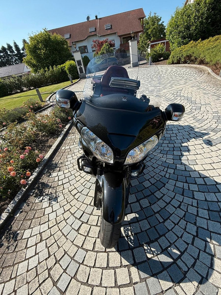 Honda GL1800 SC47*Krossline*Audio*Wilbers*SR Racing - Motocikl: slika 2 Honda GL1800 SC47*Krossline*Audio*Wilbers*SR Racing - Motocikl: slika 2