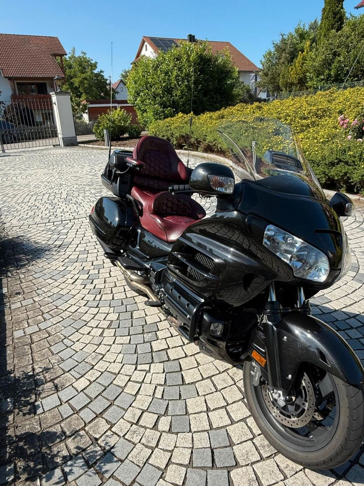 Honda GL1800 SC47*Krossline*Audio*Wilbers*SR Racing - Motocikl: slika 3 Honda GL1800 SC47*Krossline*Audio*Wilbers*SR Racing - Motocikl: slika 3