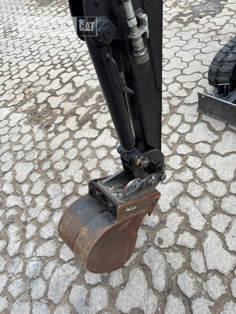 Mini bager Cat 300.9D: slika 12