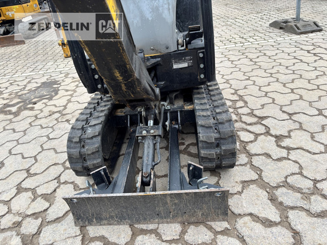 Mini bager Cat 300.9D: slika 7