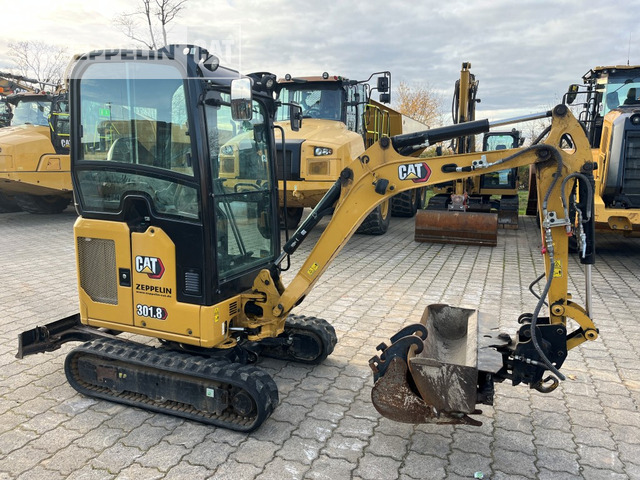 Cat 301.8-05A - Mini bager: slika 1 Cat 301.8-05A - Mini bager: slika 1