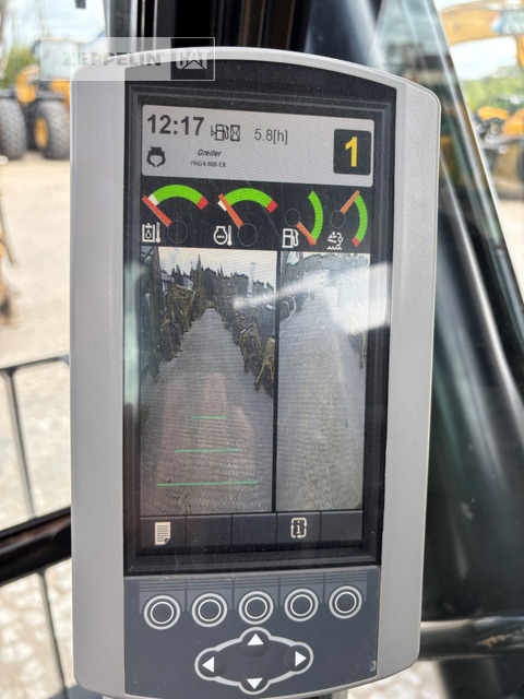Bager guseničar Cat 320FL: slika 15