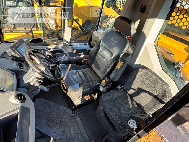 Zglobni kiper Cat 725-04A: slika 16