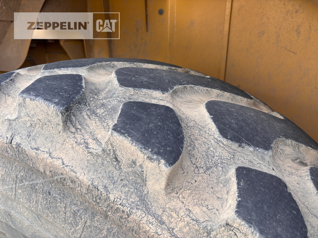 Utovarivač točkaš Cat 962M: slika 7