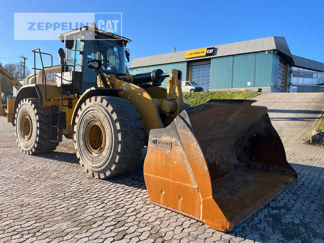 Cat 972 - Utovarivač točkaš: slika 1 Cat 972 - Utovarivač točkaš: slika 1