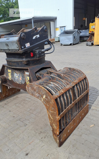 Cat G320B/D - Kuka: slika 4 Cat G320B/D - Kuka: slika 4