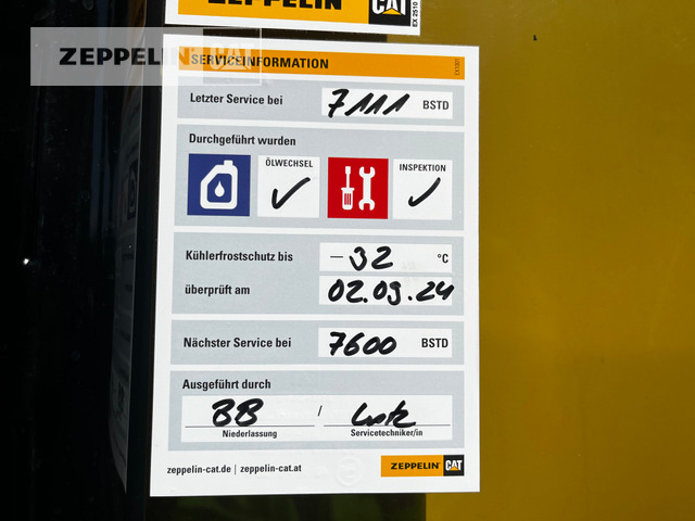 Bager za obradu otpada/ Industrije Cat MH3024-06C: slika 46