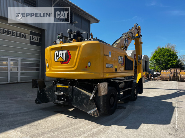 Bager za obradu otpada/ Industrije Cat MH3024-06C: slika 8